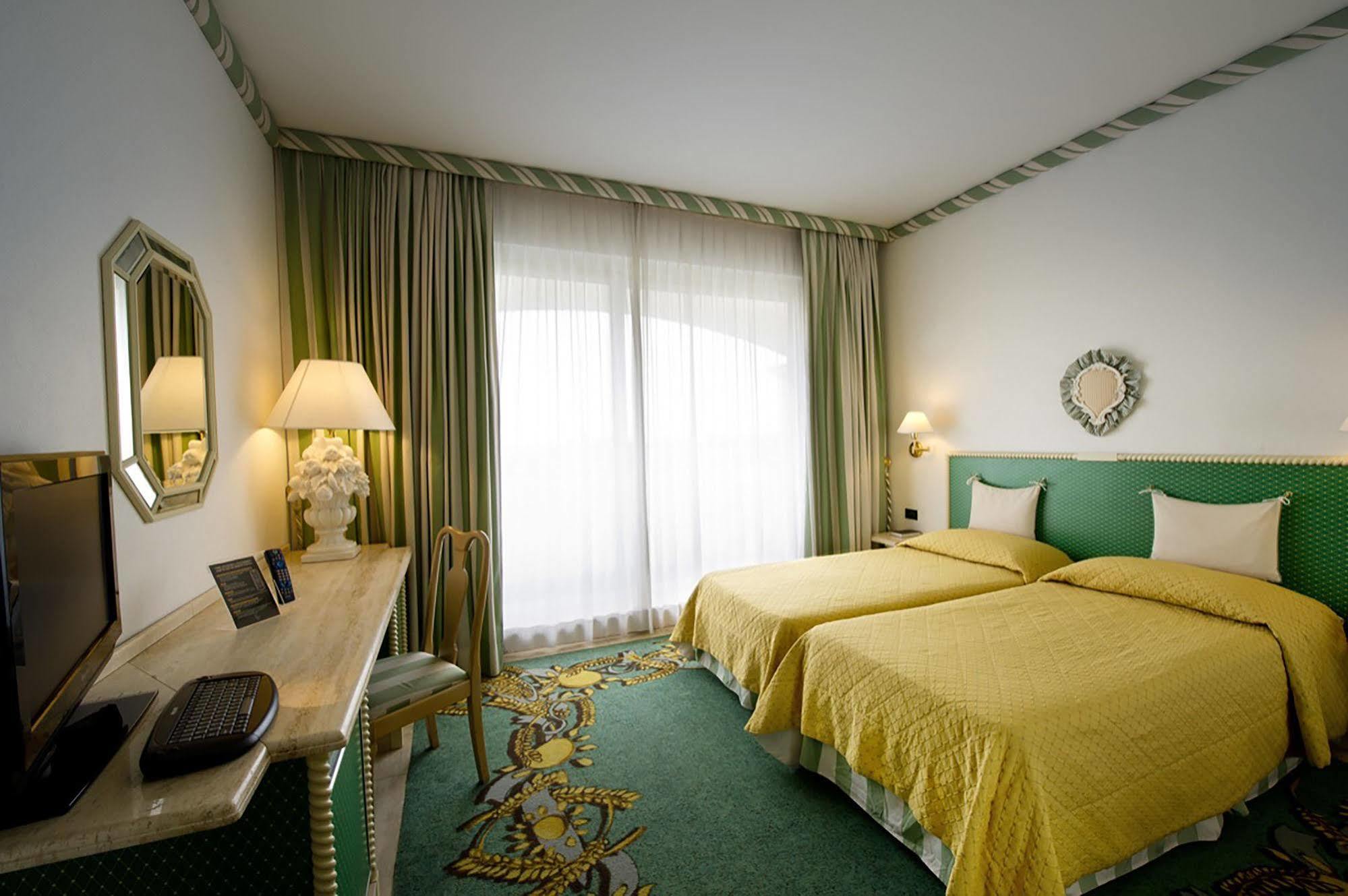 Aris Garden Hotel Casal Palocco Ngoại thất bức ảnh