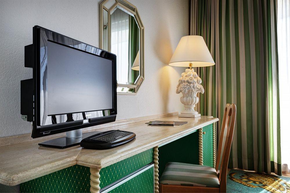 Aris Garden Hotel Casal Palocco Ngoại thất bức ảnh